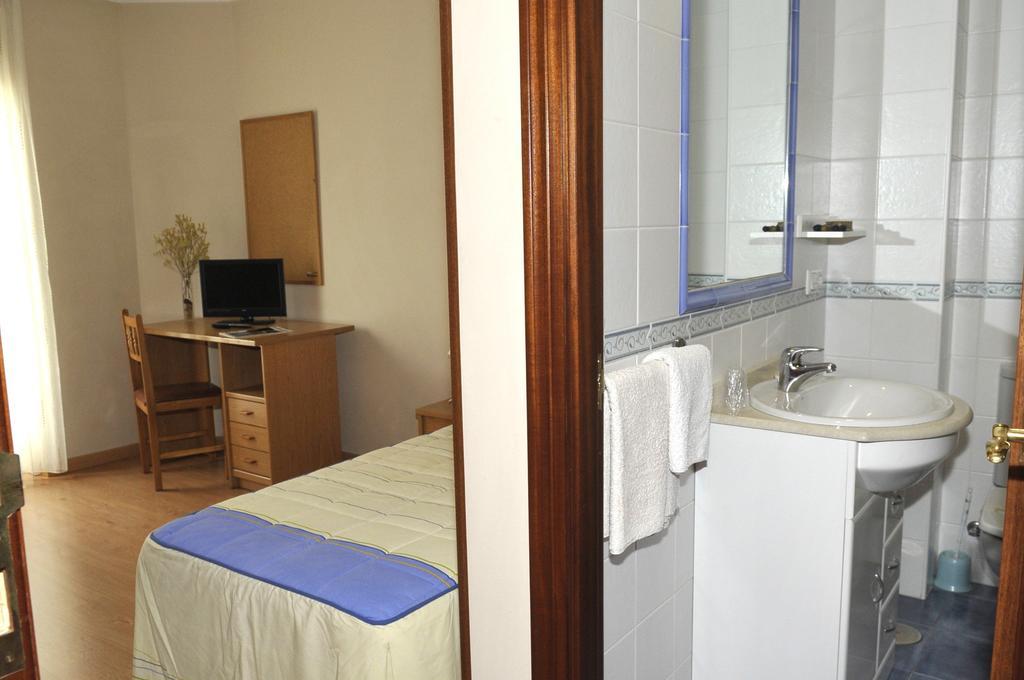 Pr Nimo Hotel Santiago de Compostela Phòng bức ảnh