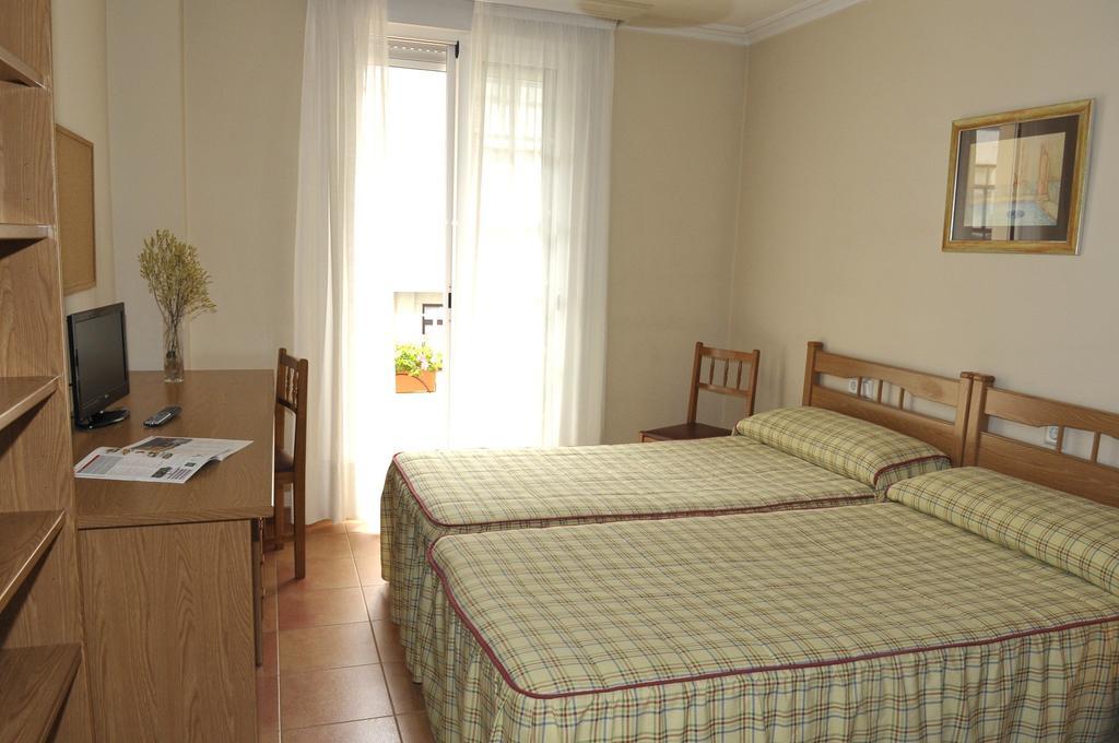 Pr Nimo Hotel Santiago de Compostela Ngoại thất bức ảnh
